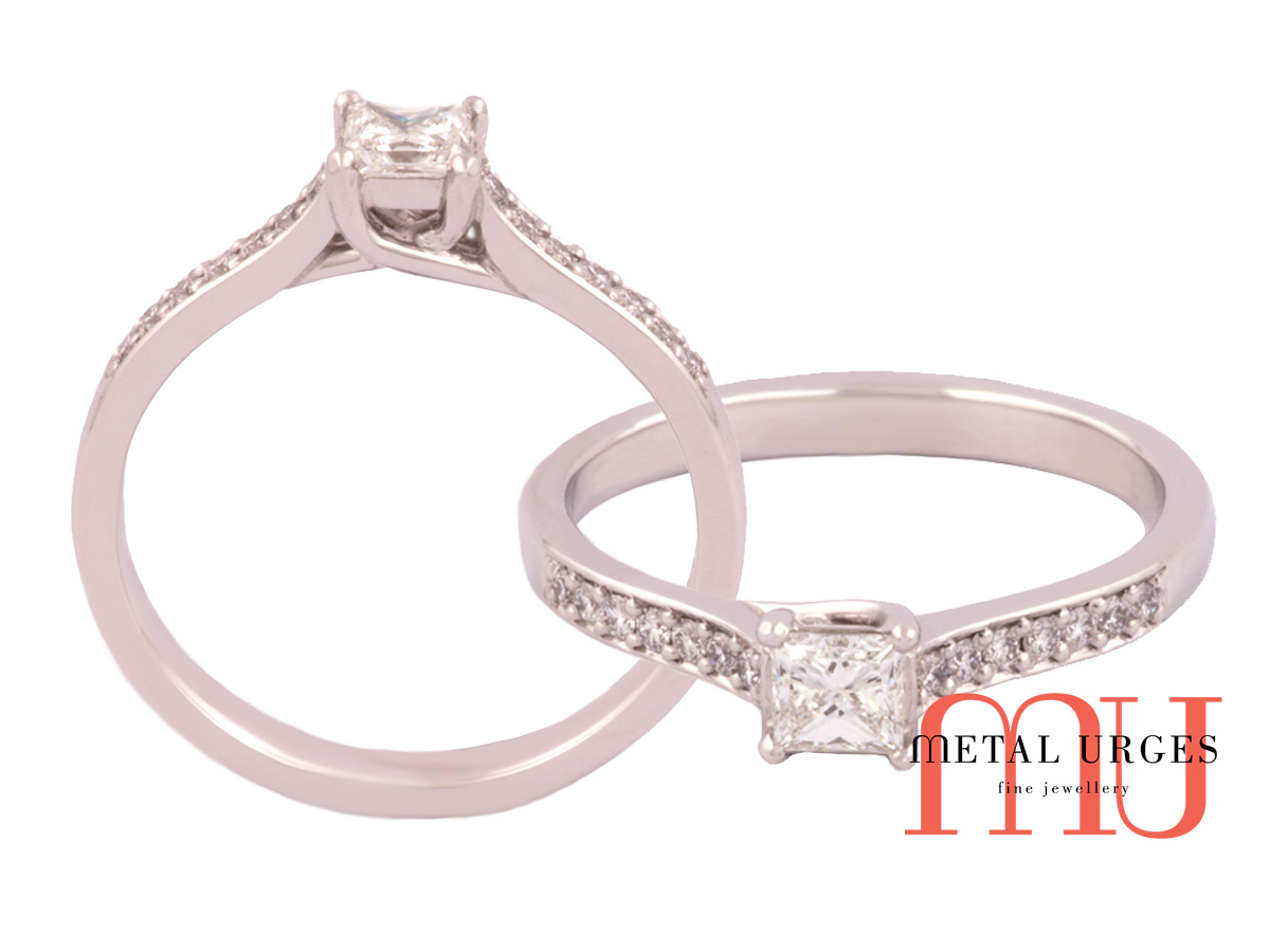 Diamond engagement ring princess cut