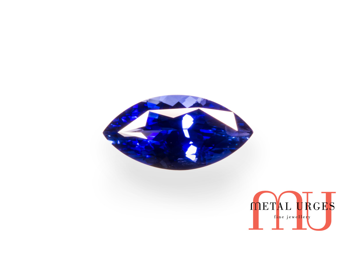 Natural sapphire marquise/navette cut