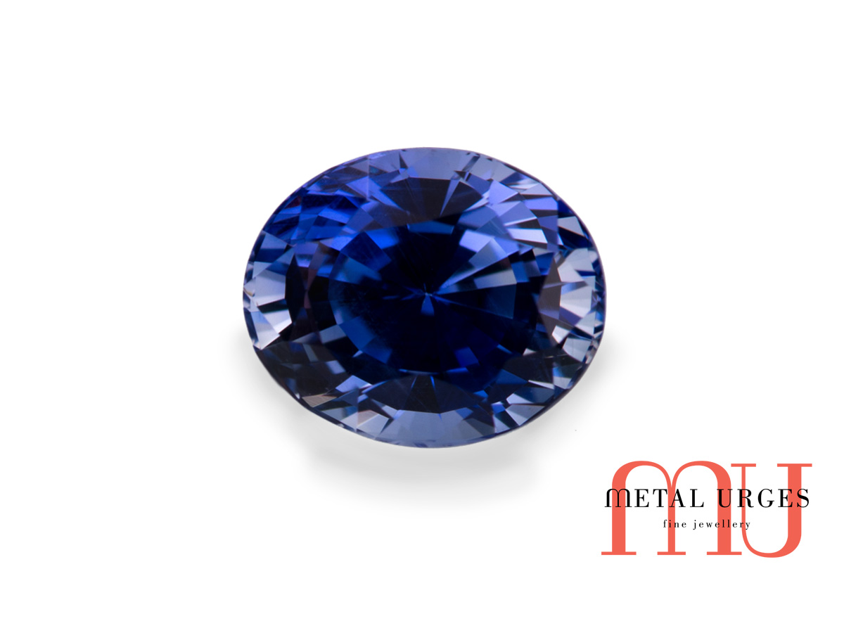 Blue sapphire loose gem