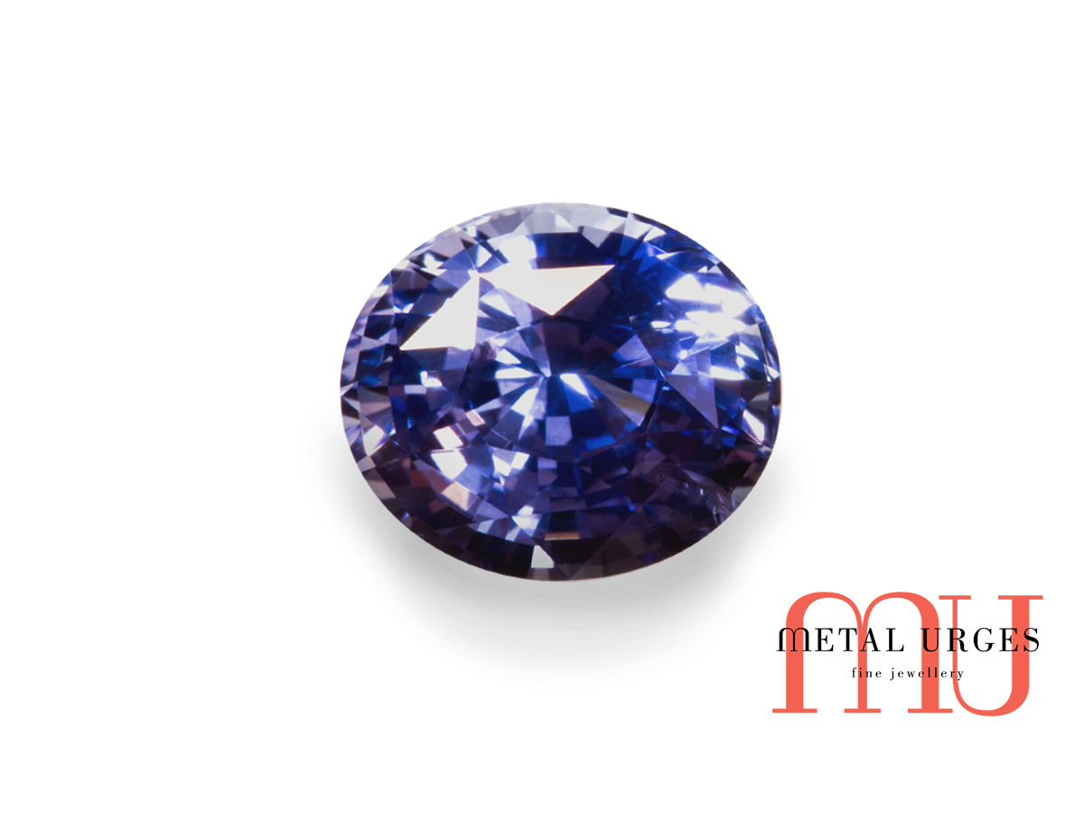 Natural sapphire, oval cut medium strong blue
