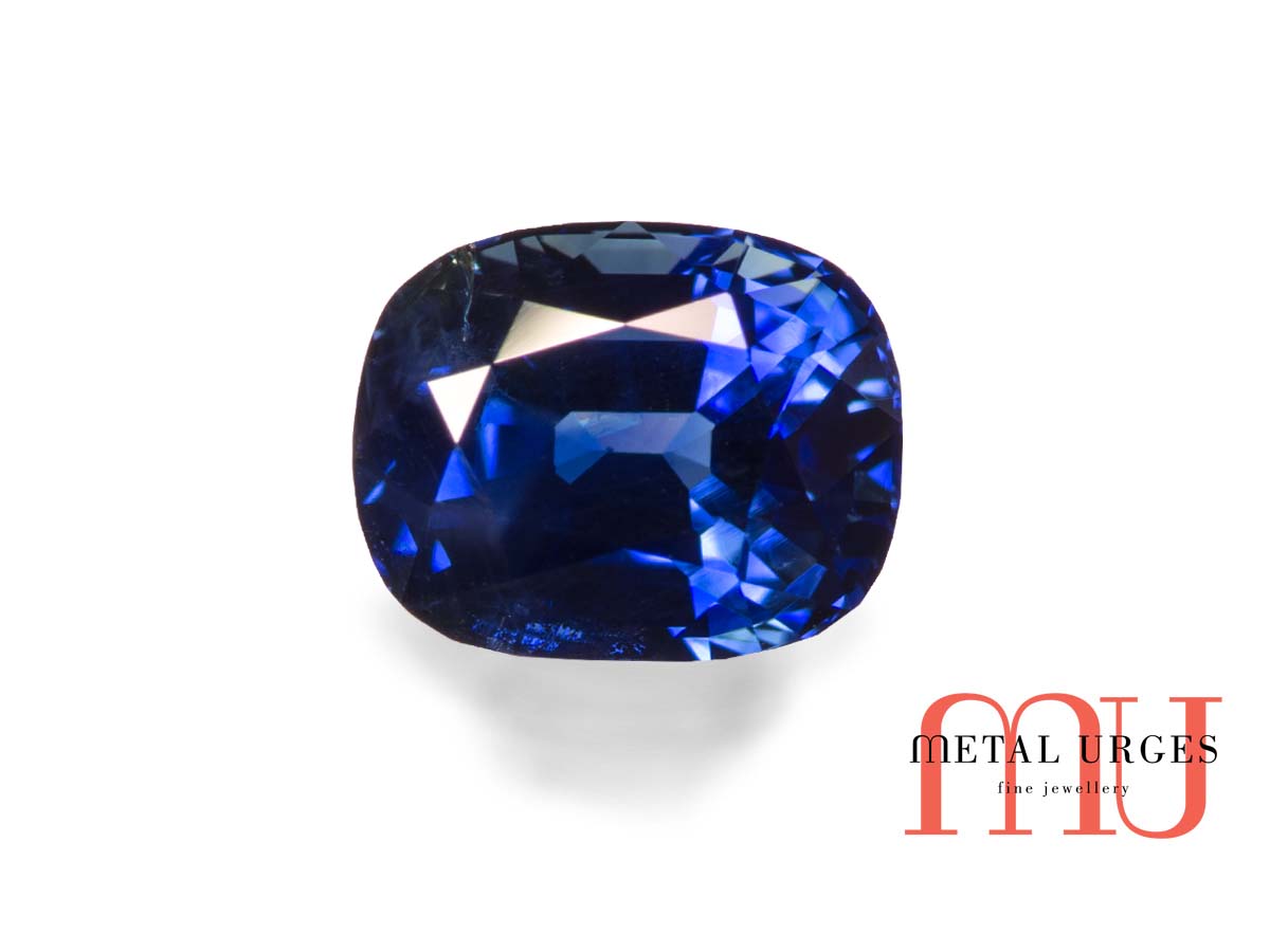 Natural blue sapphire, oval-cushion cut