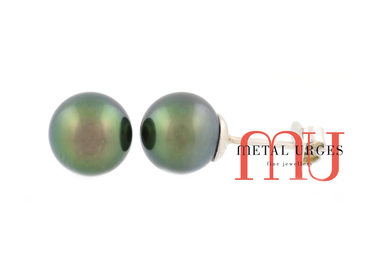 Jewellers Hobart, Tahitian black pearl and 18ct white gold stud earrings. Custom made in Australia.