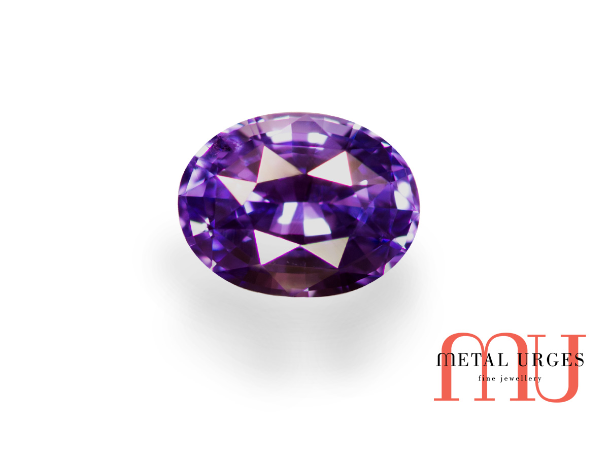 Natural sapphire, purple oval cut