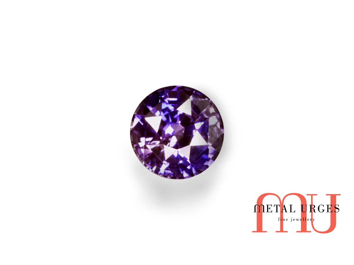 Natural purple sapphire, round cut