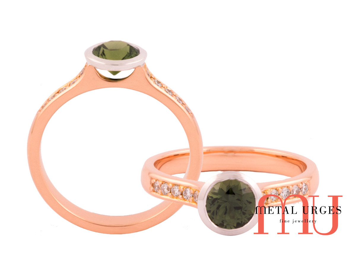 Green sapphire bezel set in 18ct white gold on an 18ct rose gold band